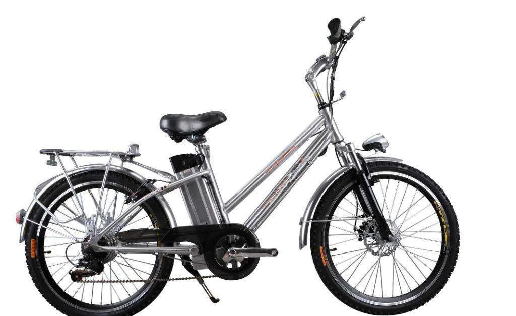 Electric bicycle fitted with a Sunder lithium ion down tube battery pack