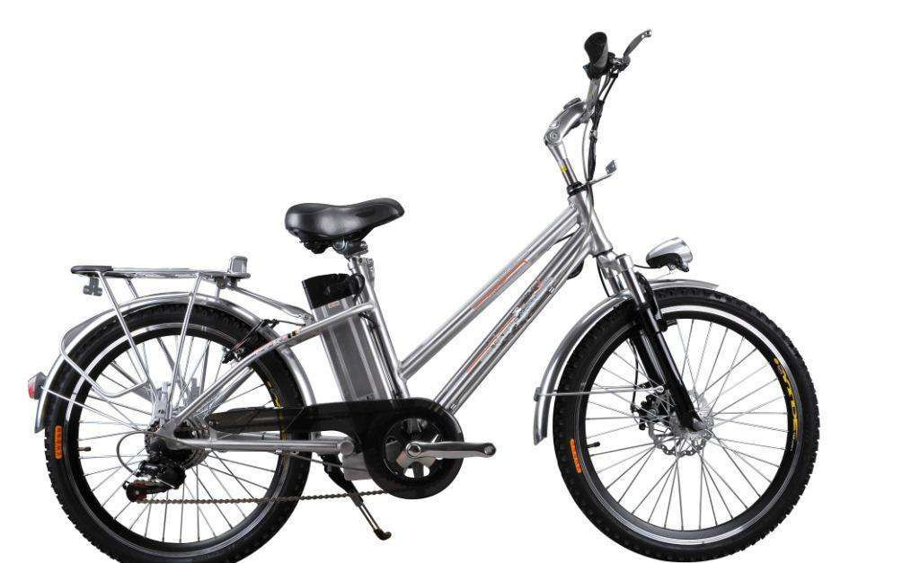 Electric bicycle fitted with a Sunder lithium ion down tube battery pack